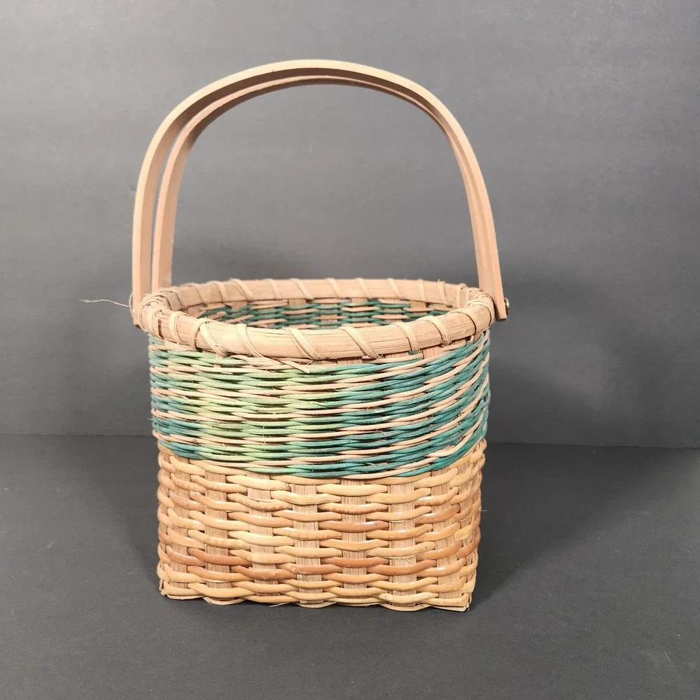 BATH & BODY WORKS Vtg Woven Basket Green Tan Decor Cottage Cottagecore Farmhouse